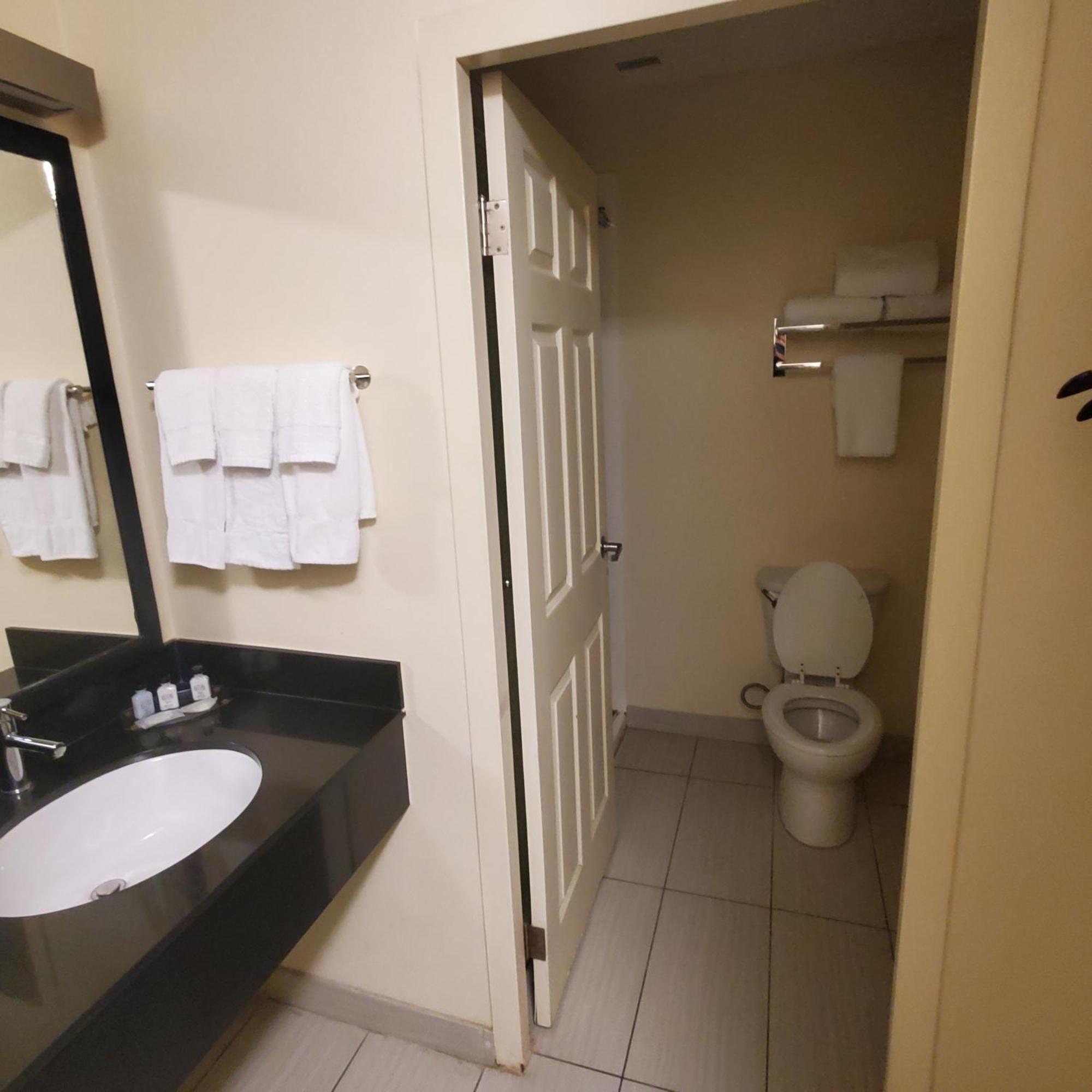 Rodeway Inn Мейкон Екстер'єр фото